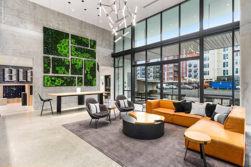 Airy And Open Corner Loft - 92 Walkscore Redmond Exterior foto